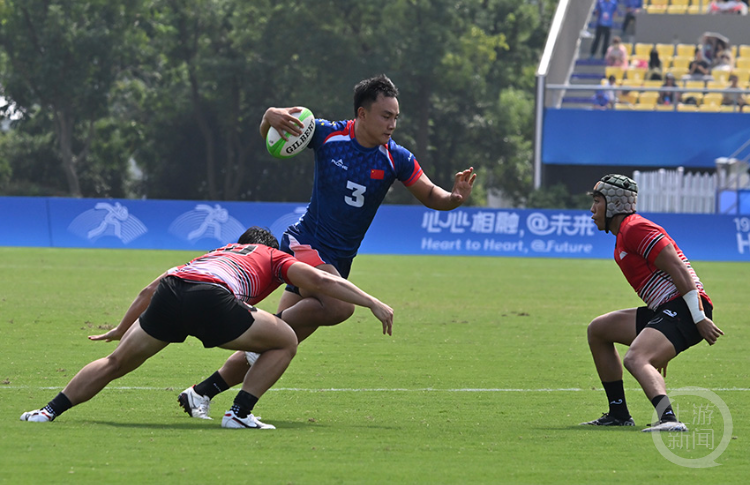 关于半决赛巅峰对决!洞庭独角兽队小胜江畔鲨队队,橄榄球赛场再起波澜;赛后更衣室沸腾的信息 关于半决赛巅峰对决!洞庭独角兽队小胜江畔鲨队队,橄榄球赛场再起波澜;赛后更衣室沸腾的信息