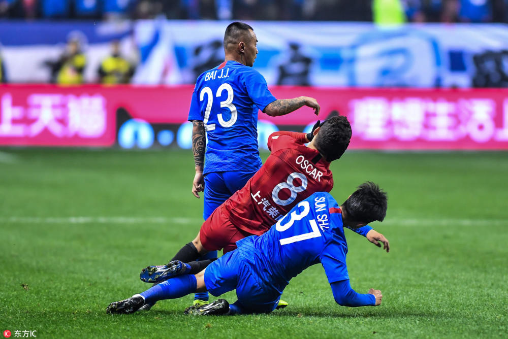 关于江畔金雕队对阵三湘雷霆队，举重大奖赛爆冷，门将神扑救主——赛场纪律更严谨的信息