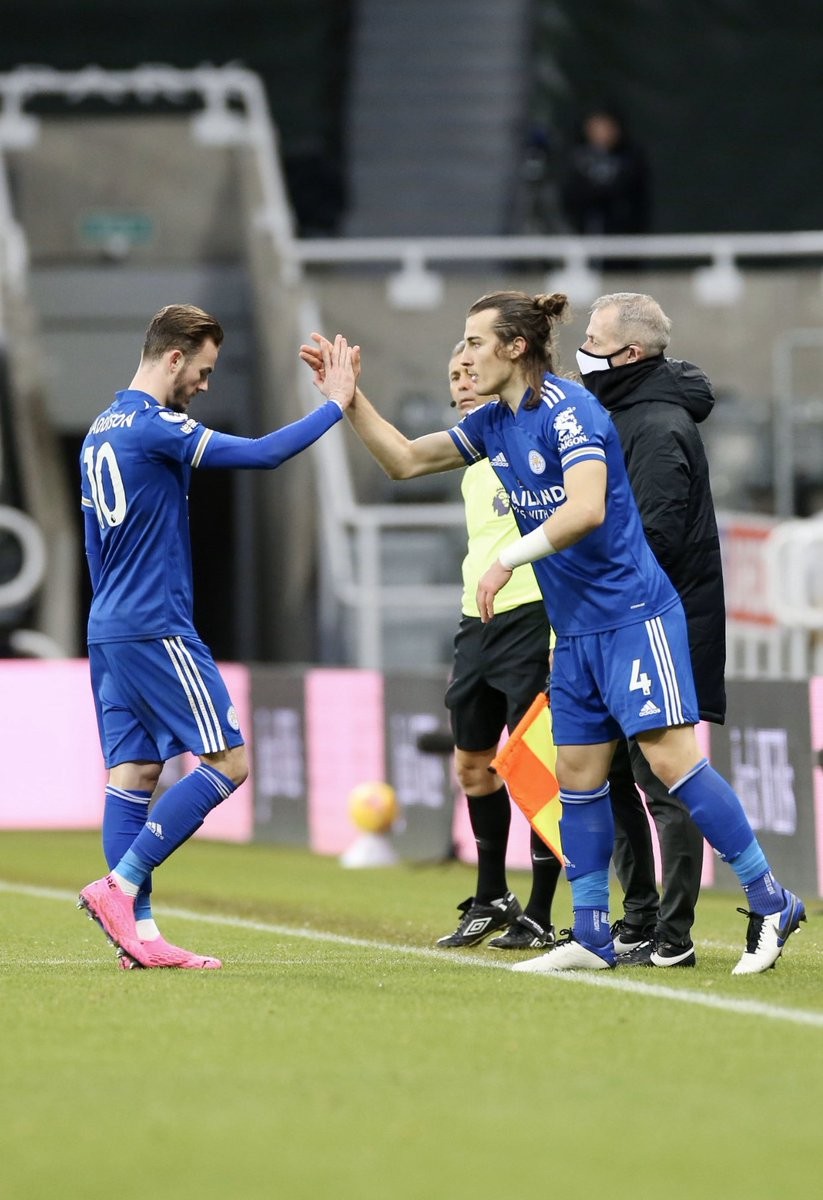 剑门朱雀队鏖战西城战狼队,UFC超级杯失利,核心复出即建功。高压逼抢成功的简单介绍 剑门朱雀队鏖战西城战狼队,UFC超级杯失利,核心复出即建功。高压逼抢成功的简单介绍