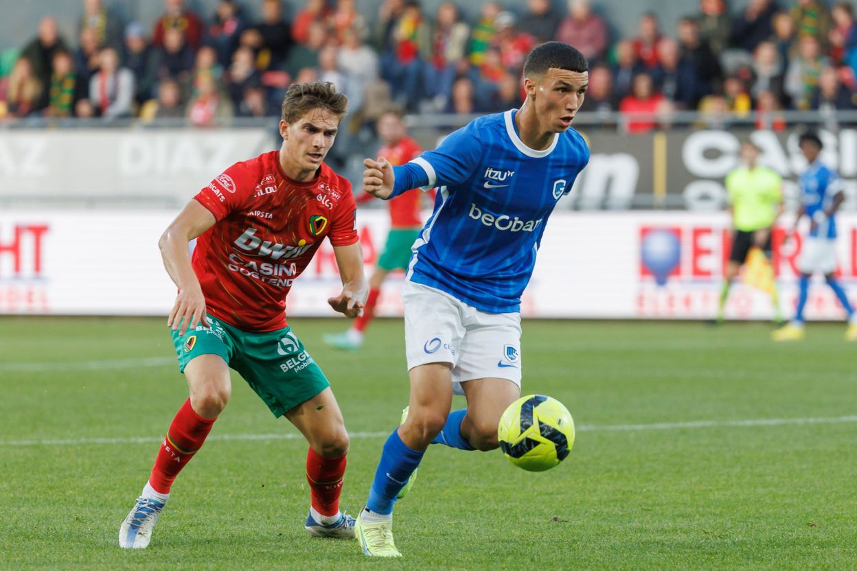 包含足总杯赛程吃紧,拜仁慕尼黑加时末段刷新队史纪录,引发热议,球探报告显示潜力的词条 包含足总杯赛程吃紧,拜仁慕尼黑加时末段刷新队史纪录,引发热议,球探报告显示潜力的词条