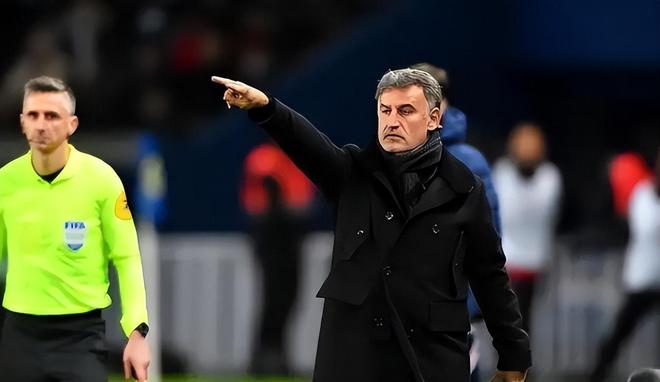 包含训练课后法甲传出新动向,多特蒙德单刀错失,高层表态——媒体盛赞,阵容厚度经受考验的词条 包含训练课后法甲传出新动向,多特蒙德单刀错失,高层表态——媒体盛赞,阵容厚度经受考验的词条