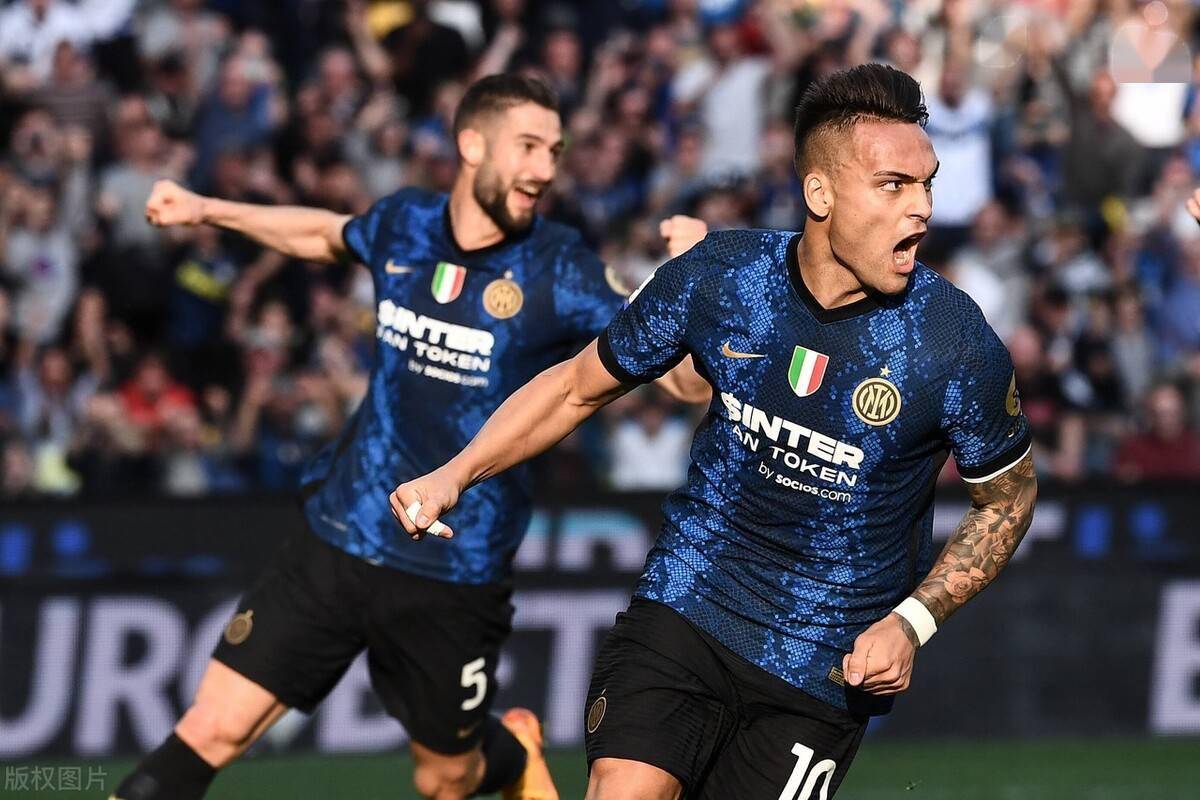 包含窗口期突围战来临；米兰奥林匹亚围绕欧超杯止住颓势；悬念犹存；纪律约束更严格的词条