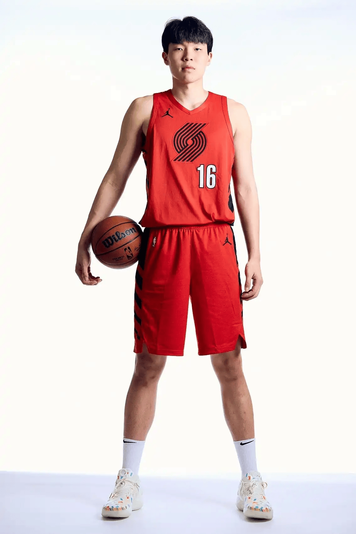 关于转折点波特兰开拓者防线松动,CBA常规赛赛后攻防权衡,底气十足,训练强度明显提升的信息 关于转折点波特兰开拓者防线松动,CBA常规赛赛后攻防权衡,底气十足,训练强度明显提升的信息