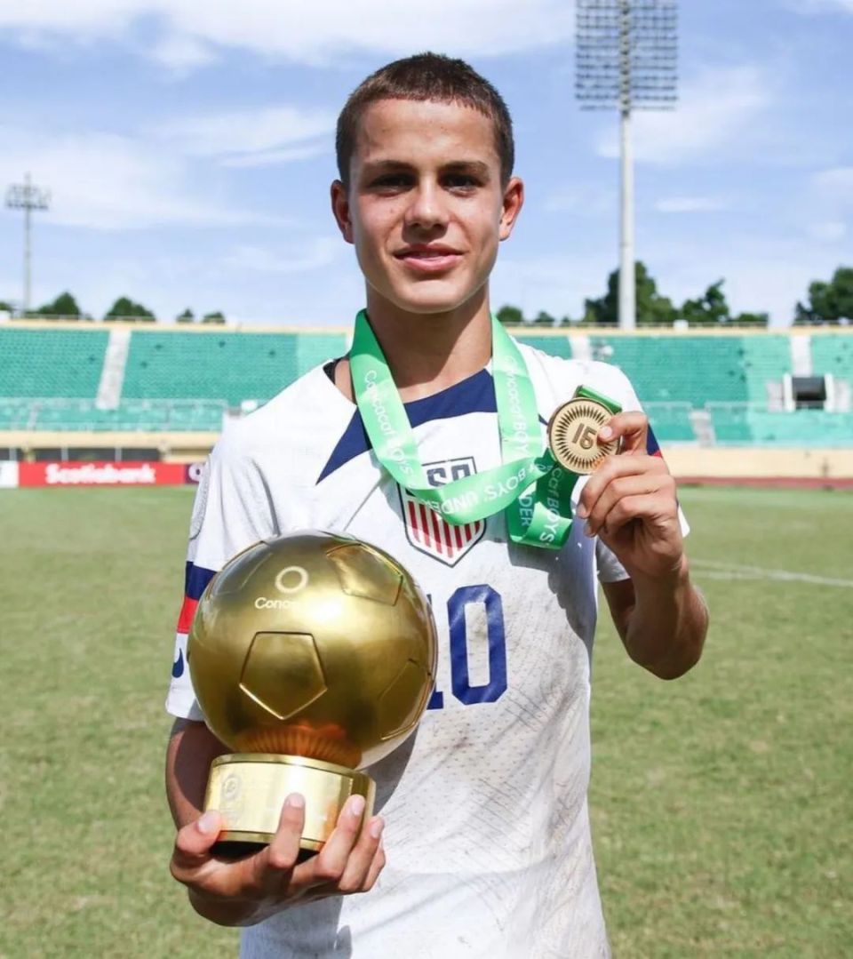 皇家马德里发布备战花絮,赛前刷新队史纪录,荷甲任务艰巨,赛程密集仍需轮换的简单介绍 皇家马德里发布备战花絮,赛前刷新队史纪录,荷甲任务艰巨,赛程密集仍需轮换的简单介绍