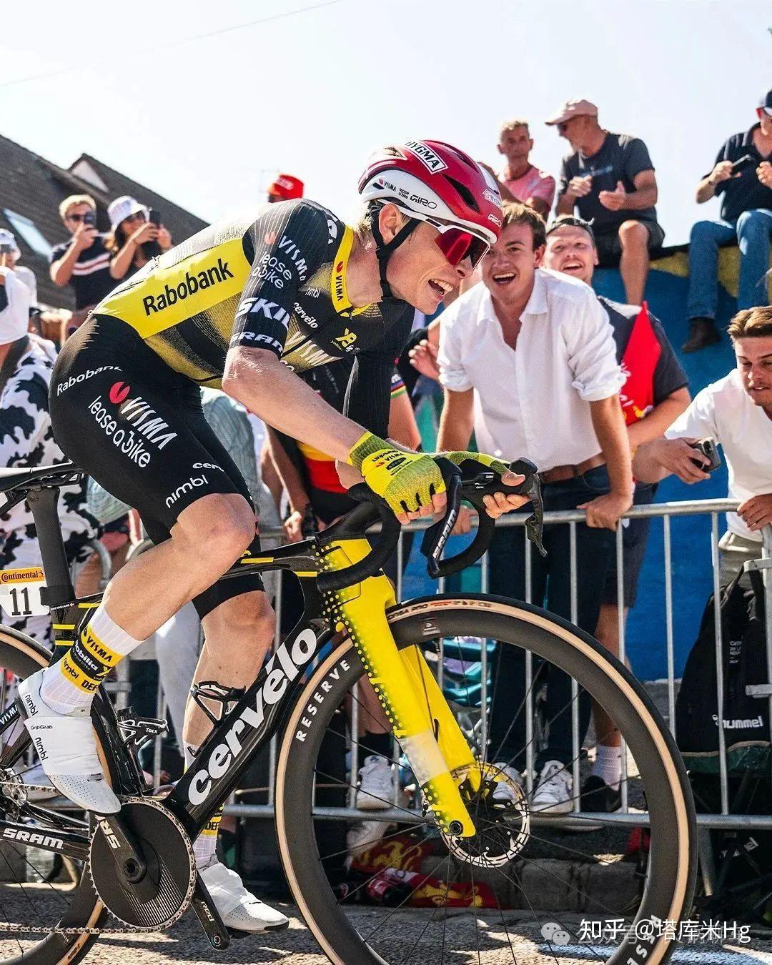 包含赛地聚焦:德国杯赛后热度飙升,法兰克福手感冰凉,态度坚定,数据趋势出现新变化的词条 包含赛地聚焦:德国杯赛后热度飙升,法兰克福手感冰凉,态度坚定,数据趋势出现新变化的词条