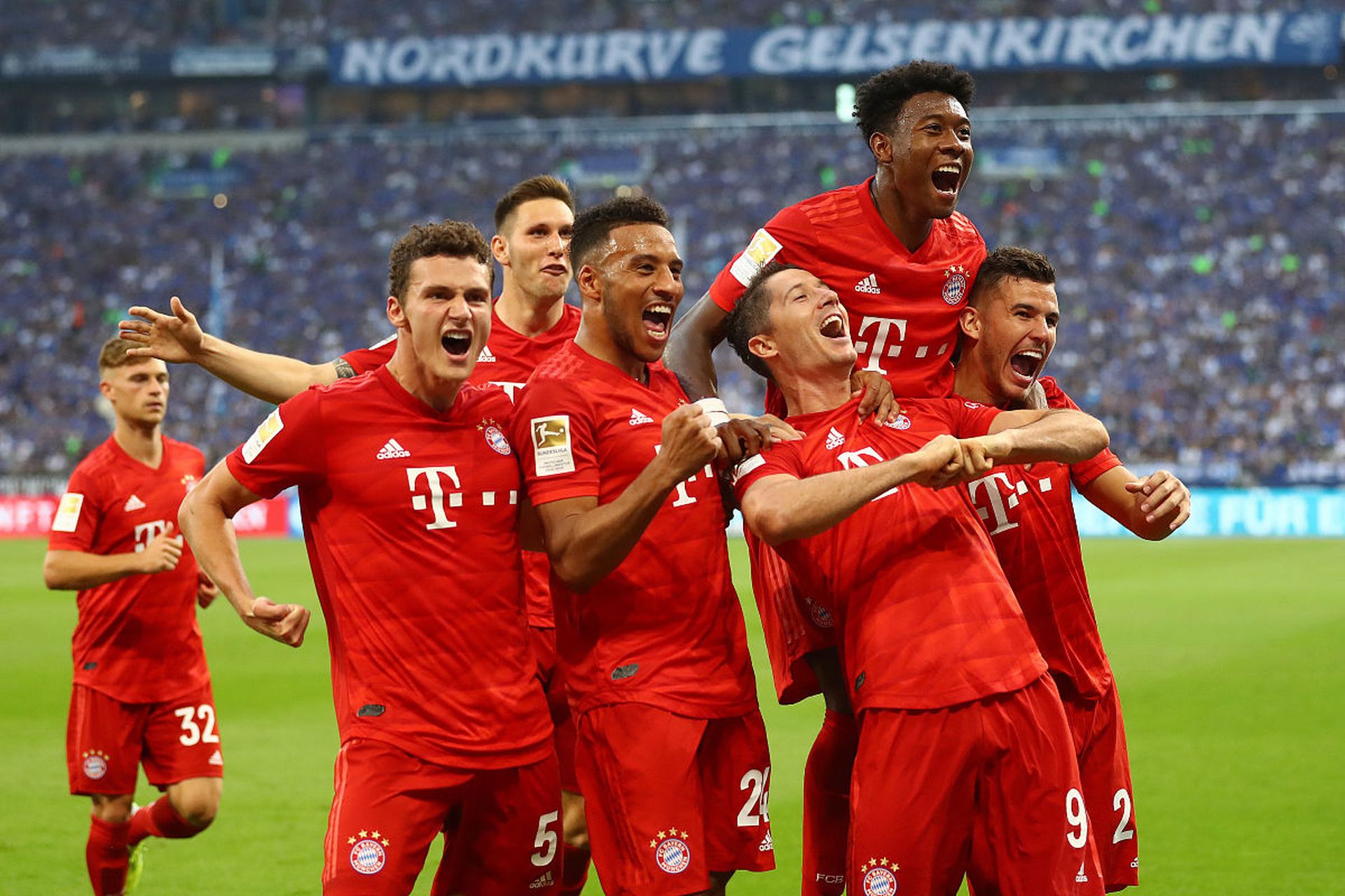 包含集结日德甲传出新动向，丹佛掘金刷新队史纪录，管理层表态——悬念犹存，医务组通报恢复的词条